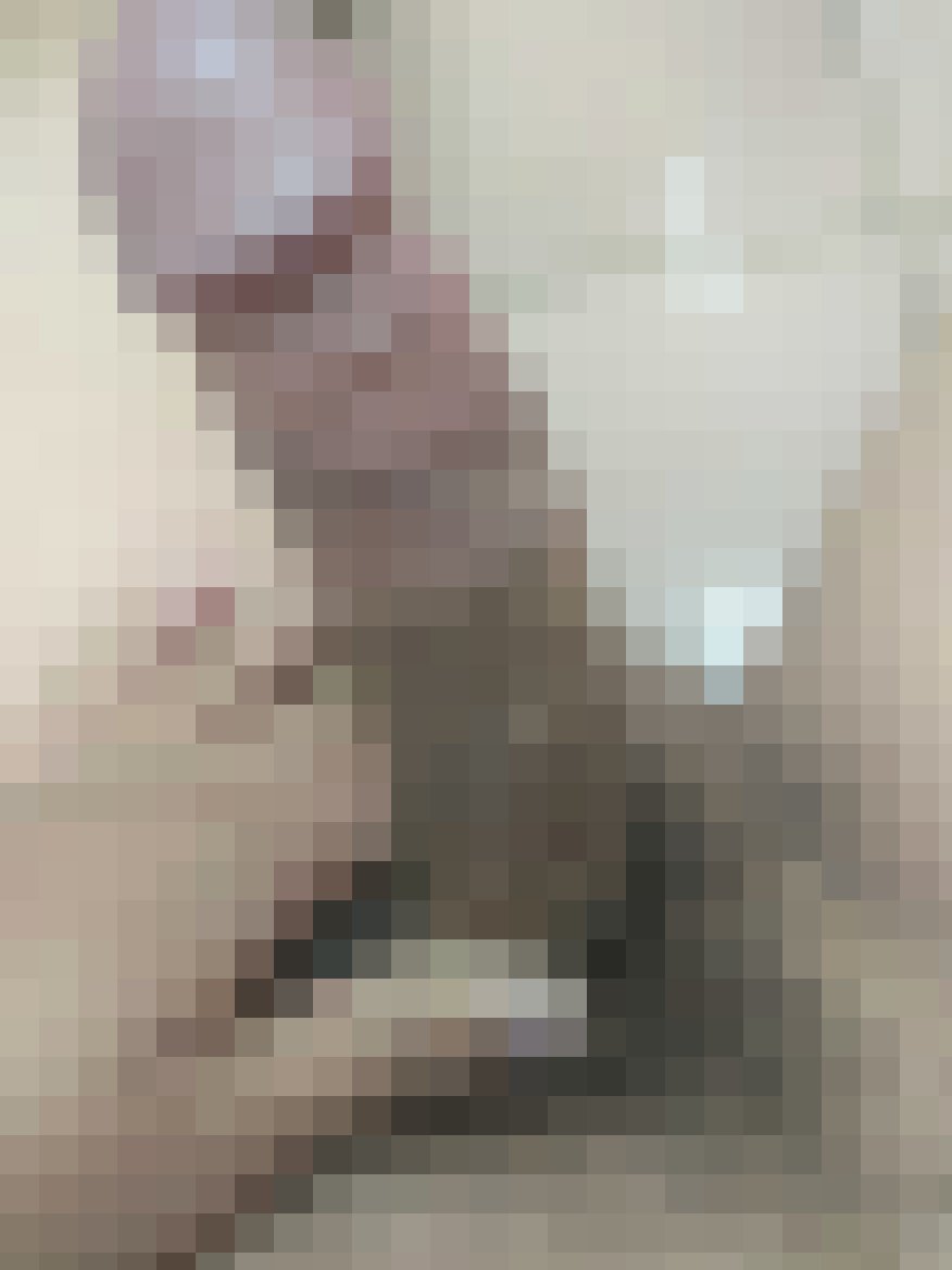 鮮肉找姐姐人妻熟女屌長19.3粗4_中部聊聊性事