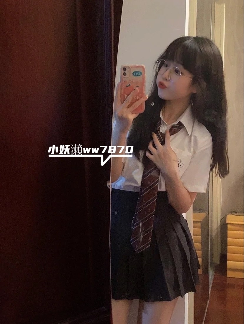 20歲單親媽媽 求幫忙壓QQ