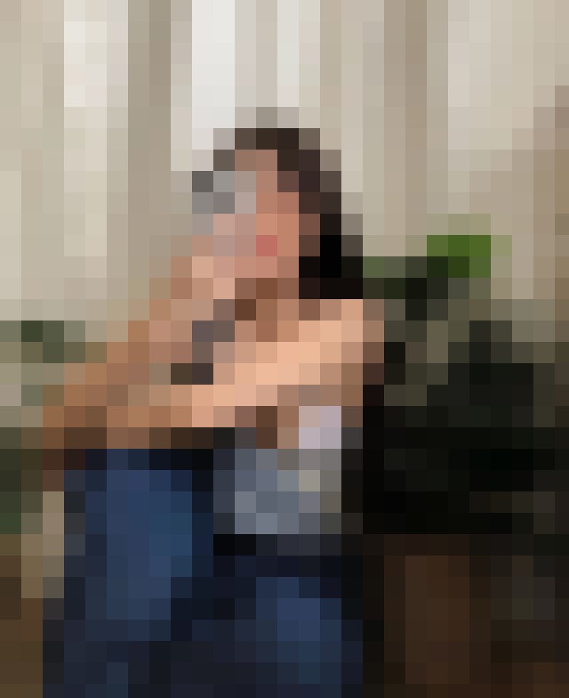 外形氣質外貌 粉嫩白皙嫩滑C奶 個性幽默健談 床上饑渴欲女會胸推 L_南部茶訊/樓鳳